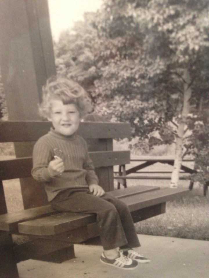 Young Laura as a child
